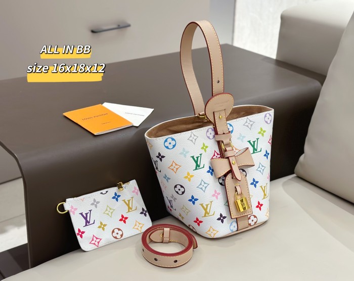 Split leather bag a set,3A ,no box,  B75-358