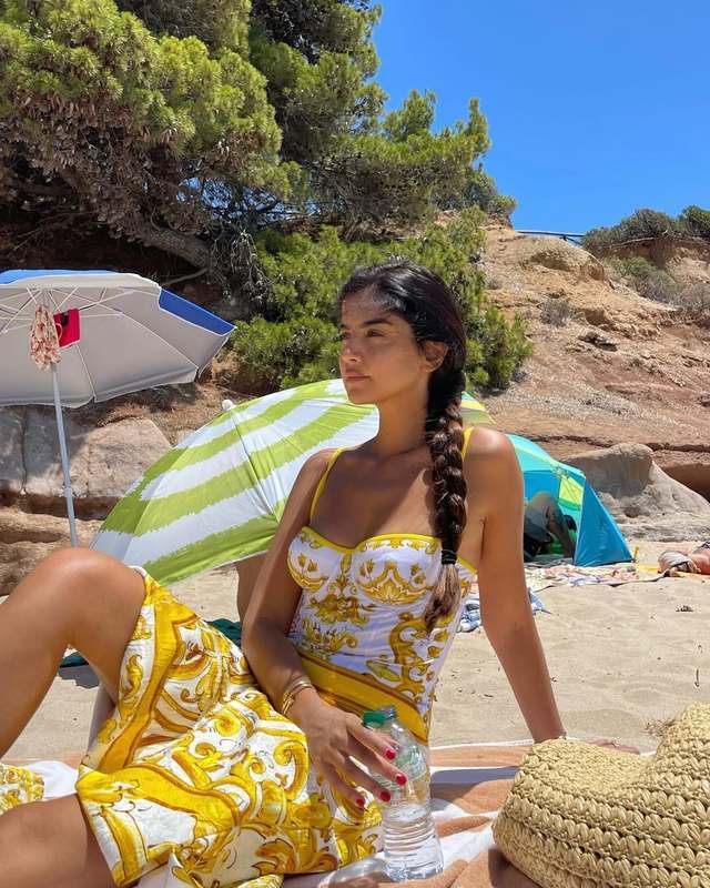 Ladies' sexy swimsuit and scarf ,SW25-253