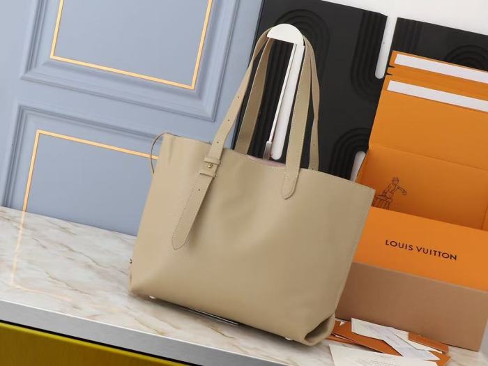 Split Leather bag ,4A ,size 47*30*14cm,no box,  B98-137