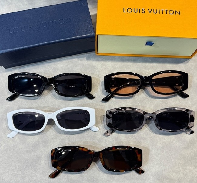 Blue light blocking sunglasses with the box and case ,G25-1963-1967