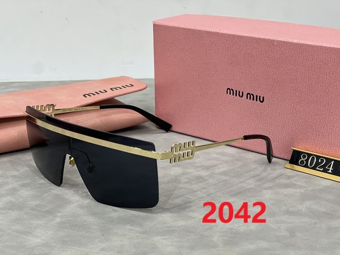 Blue light blocking sunglasses with the box and case ,G25-2038-2042