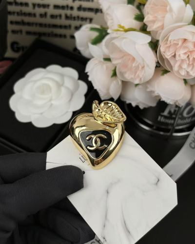 Broochjewelry ,with box,  J25-167