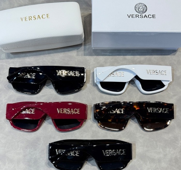 Blue light blocking sunglasses with the box and case ,G25-1958-1962