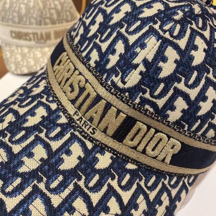 Fashion hat for women men ,no box. HX20-39-42