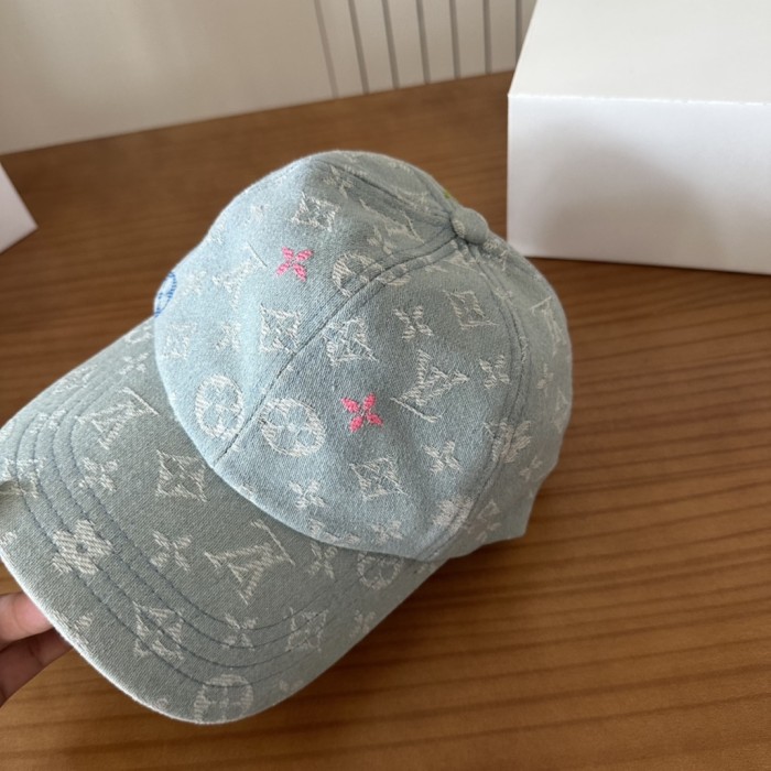 Fashion hat for women men ,no box. HX25-679-682