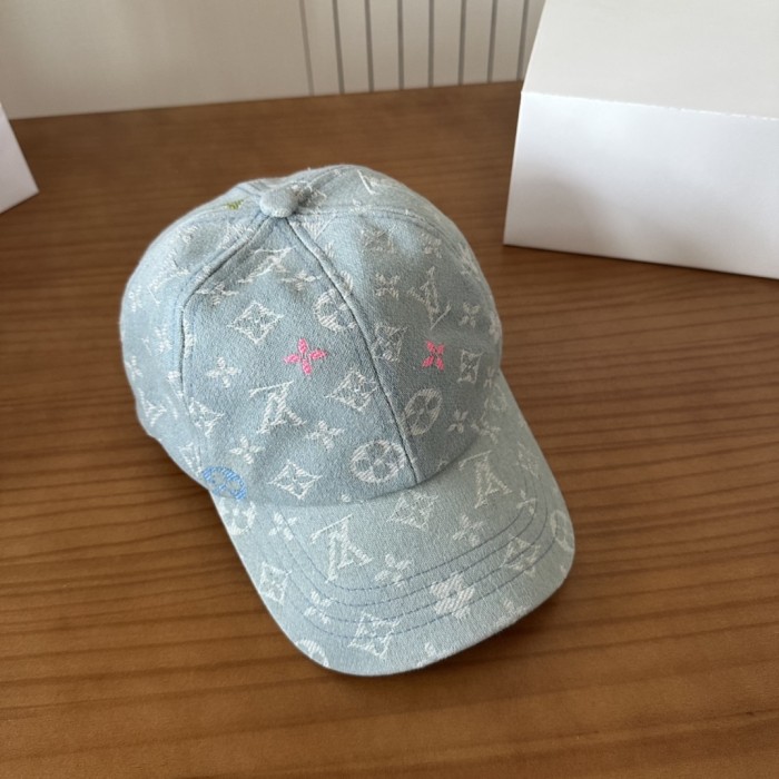Fashion hat for women men ,no box. HX25-679-682