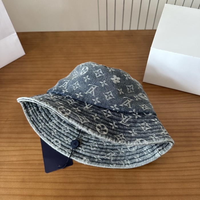 Fashion hat for women men ,no box. HX25-679-682
