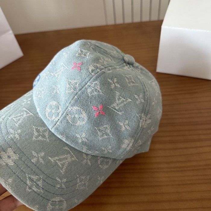 Fashion hat for women men ,no box. HX25-679-682