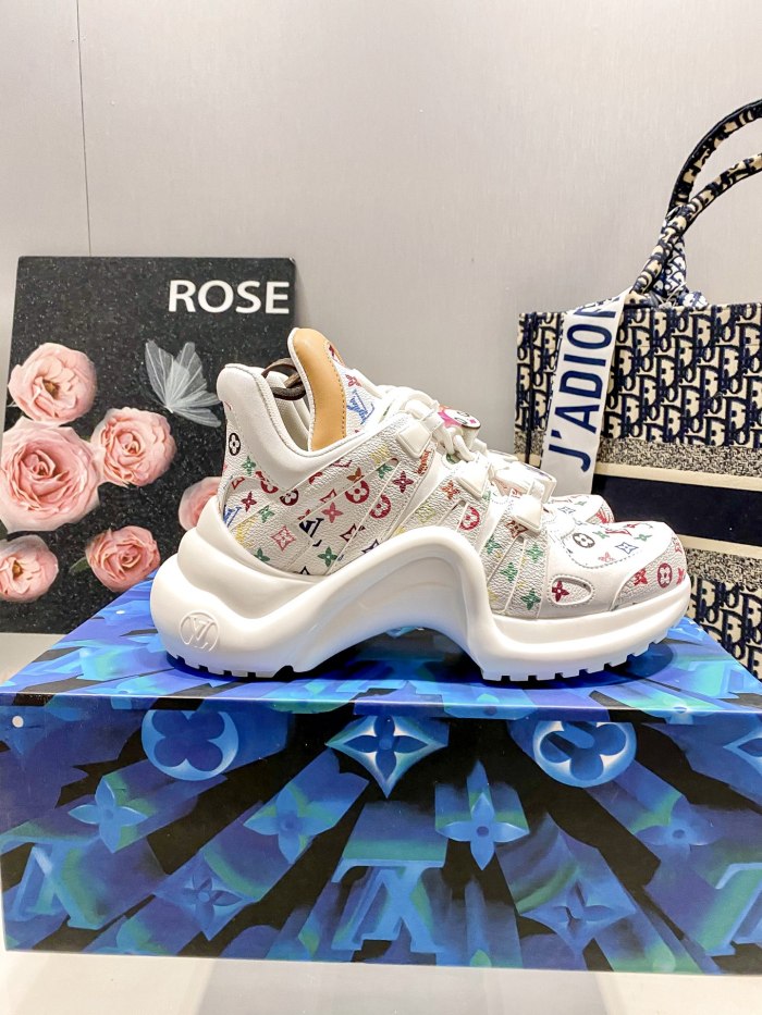 Women's flat sneaker shoes,size 35-41, SS110-628-629