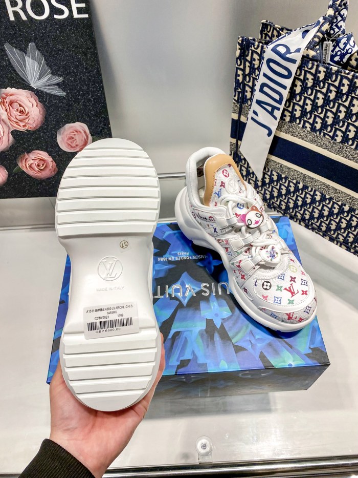 Women's flat sneaker shoes,size 35-41, SS110-628-629