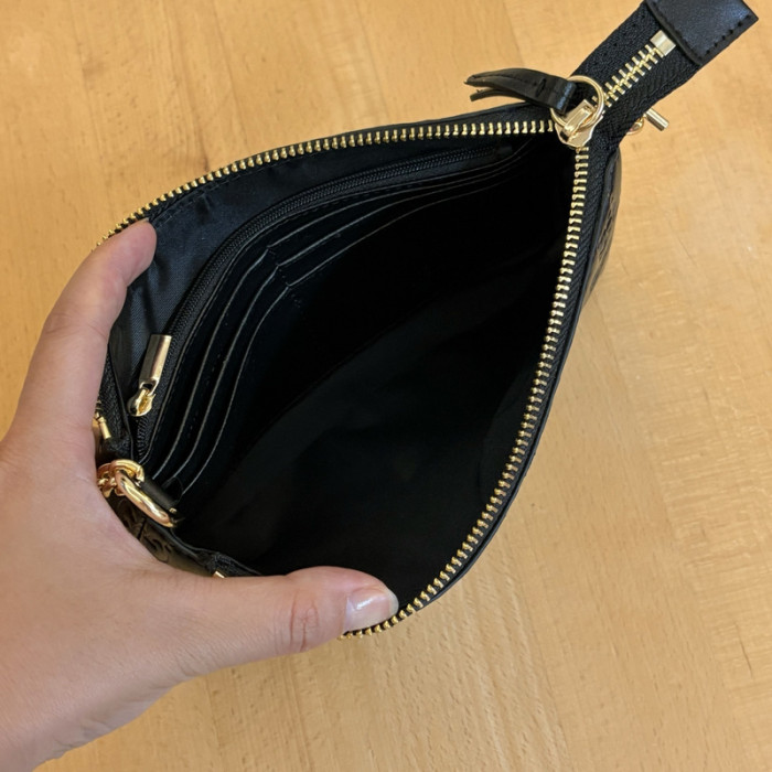Leather bag, 5A,size 22.5x13x2.5cm,no box,B68-156-158