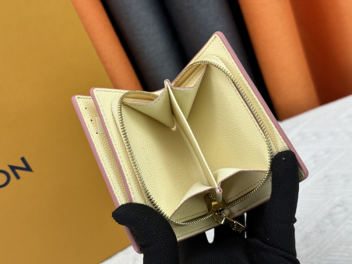Leather bag, 5A,size 12x9x3.5cm,no box,B50-127