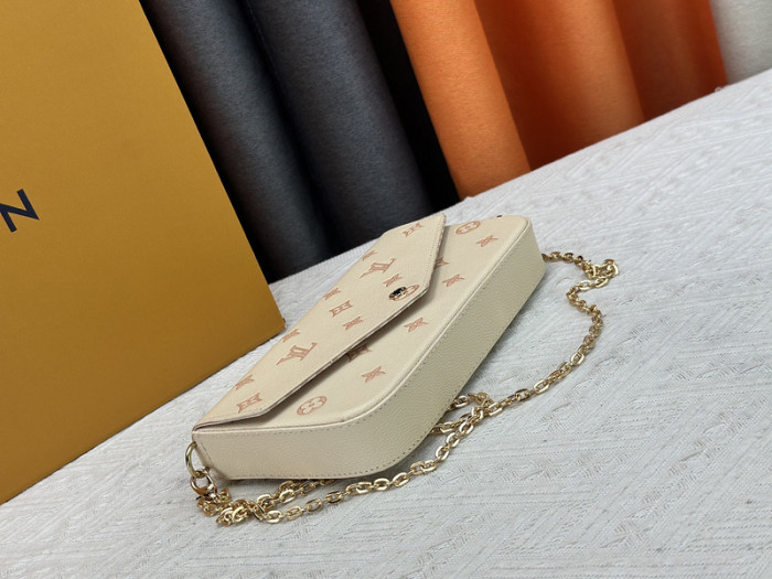 Leather bag, 5A,size 21x12x3cm,no box,B50-128