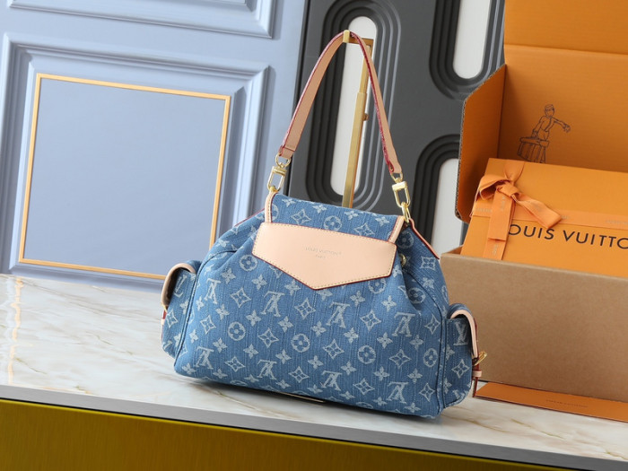 Denim split leather bag ,4A ,size 27x17x12cm,no box,  B80-154