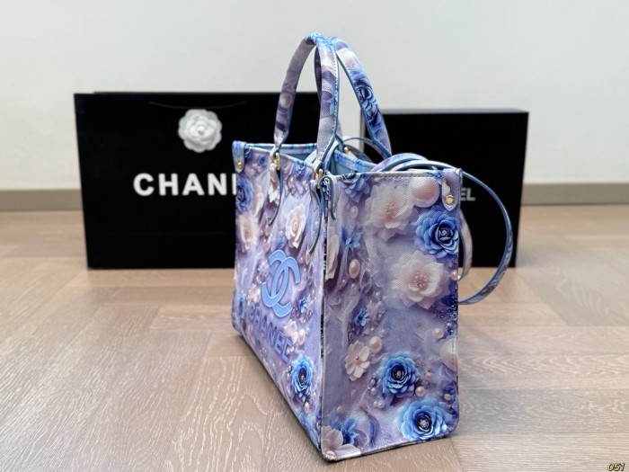 Split leather bag ,4A ,size 32x26cm,no box,  B75-361