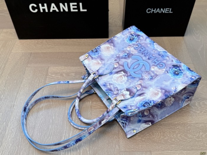 Split leather bag ,4A ,size 32x26cm,no box,  B75-361