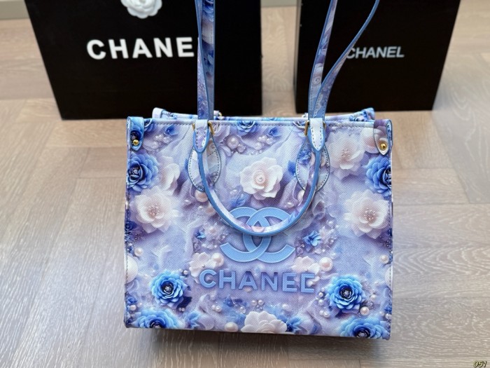 Split leather bag ,4A ,size 32x26cm,no box,  B75-361