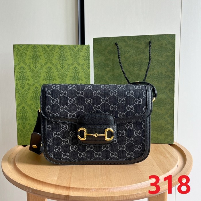 Leather bag ,5A ,size 25x18x8cm, no box,  B88-318