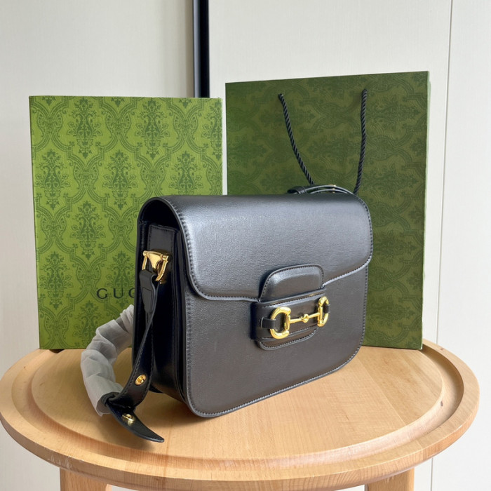 Leather bag ,5A ,size 25x18x8cm, no box,  B88-314