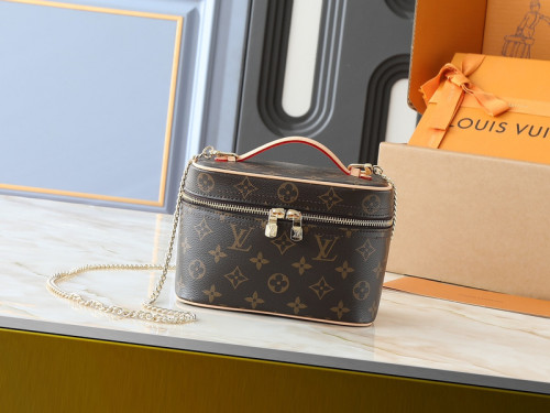 Split leather bag ,4A ,size 20x13.5x12cm,no box,  B80-159