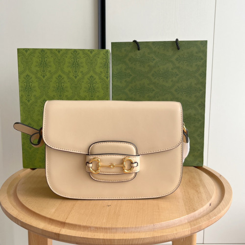 Leather bag ,5A ,size 25x18x8cm, no box,  B88-313