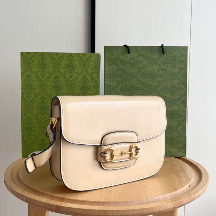 Leather bag ,5A ,size 25x18x8cm, no box,  B88-313