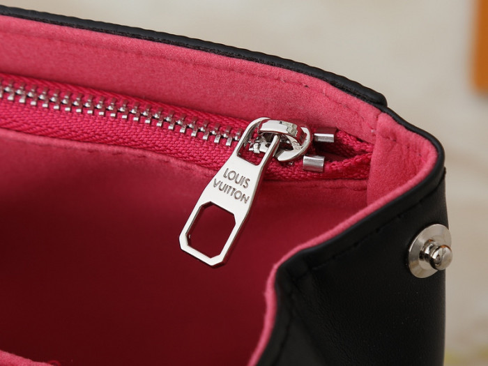 Split leather bag ,4A ,size 20x16x7.5cm/28x20x10cm,no box,  B80-163-164