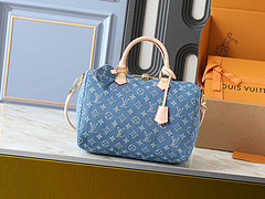 Denim split leather bag ,4A ,size 30x21x17cm,no box,  B80-158
