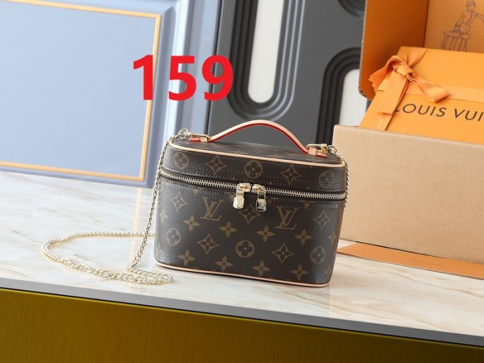 Split leather bag ,4A ,size 20x13.5x12cm,no box,  B80-159
