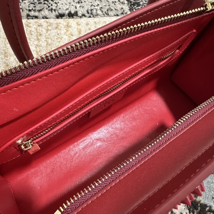 Leather bag ,5A ,size 28x10x14cm,no box,  B150-18