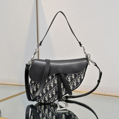 Split Leather canvas bag ,4A ,size 22.5x20x6.5cm,no box,  B98-149-163
