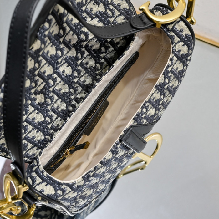 Split Leather canvas bag ,4A ,size 22.5x20x6.5cm,no box,  B98-139-148