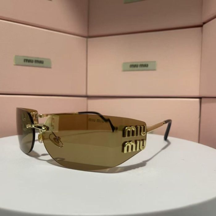 Blue light blocking sunglasses with the box and case ,G25-2885-2890