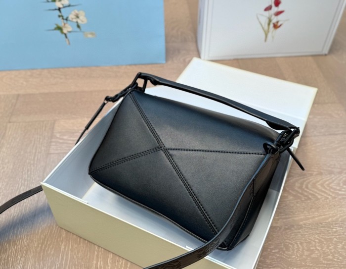 Split leather bag ,4A ,size 23x15cm,no box,  B88-328