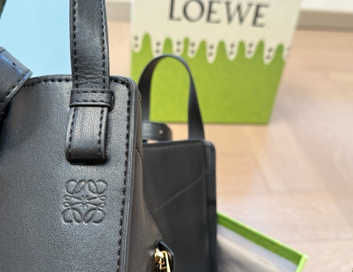 Split leather bag ,4A ,size 20x23cm,no box,  B88-326