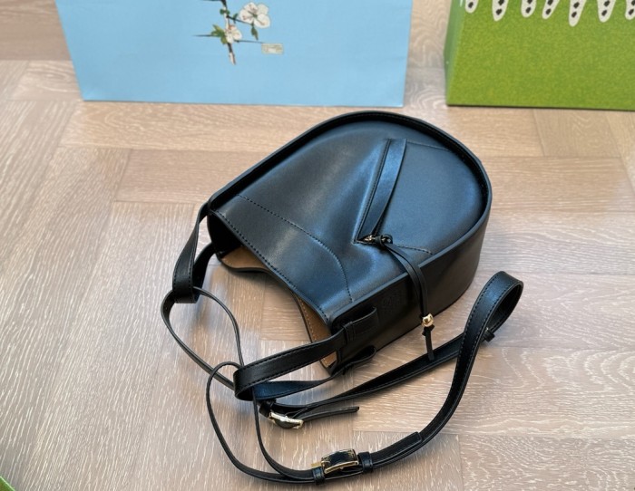 Split leather bag ,4A ,size 20x23cm,no box,  B88-326