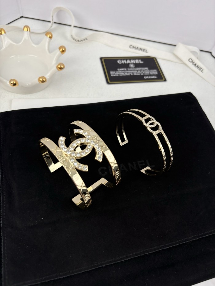 Bracelet jewelry ,with box,  J25-221-222