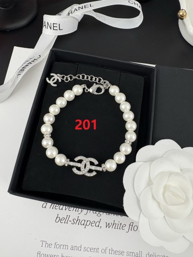 Bracelet jewelry ,with box,  J25-201