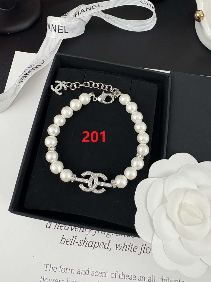 Bracelet jewelry ,with box,  J25-201
