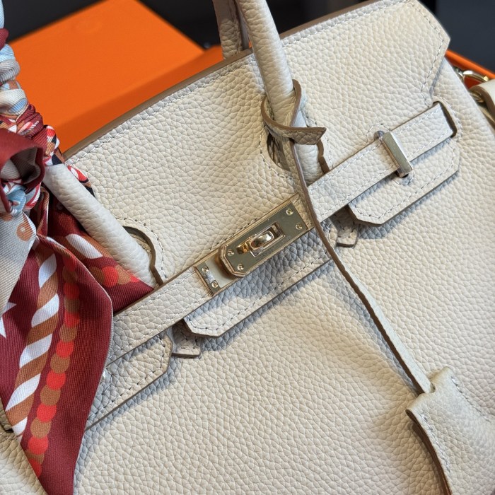 Split Leather bag ,4A ,size 25x21x13cm/30x24x15cm,no box,  B98-168