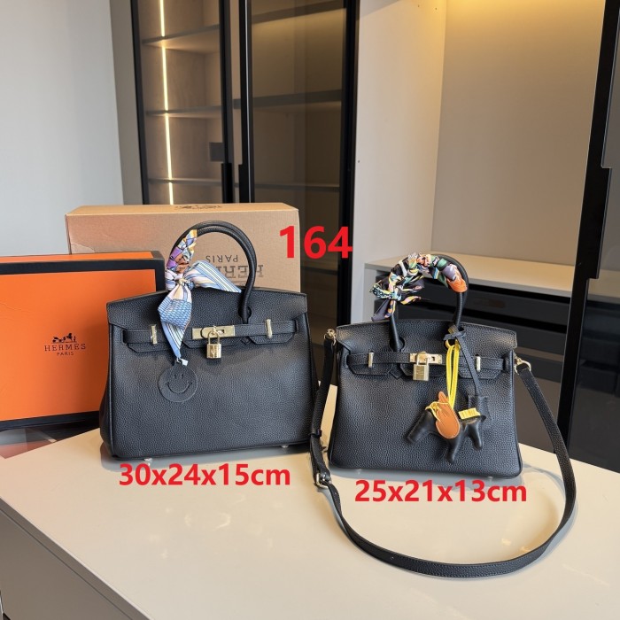 Split Leather bag ,4A ,size 25x21x13cm/30x24x15cm,no box,  B98-164