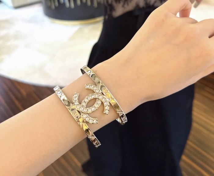 Bracelet jewelry ,with box,  J25-221-222