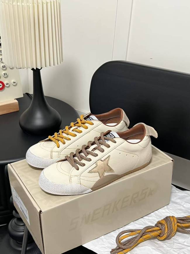 Women's flat sneaker shoes,size 35-40, SS70-440