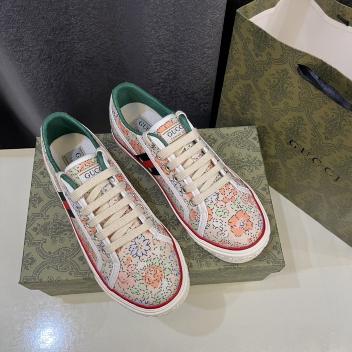 Women's men flat shoes, size 35-44, SS60-3467