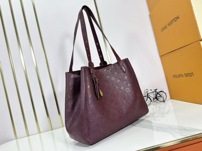 Split leather bag ,4A ,size 56*30.5*17cm or 40*22*15cm,no box,  B98-171