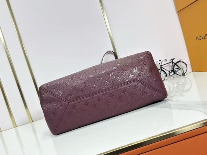 Split leather bag ,4A ,size 56*30.5*17cm or 40*22*15cm,no box,  B98-171