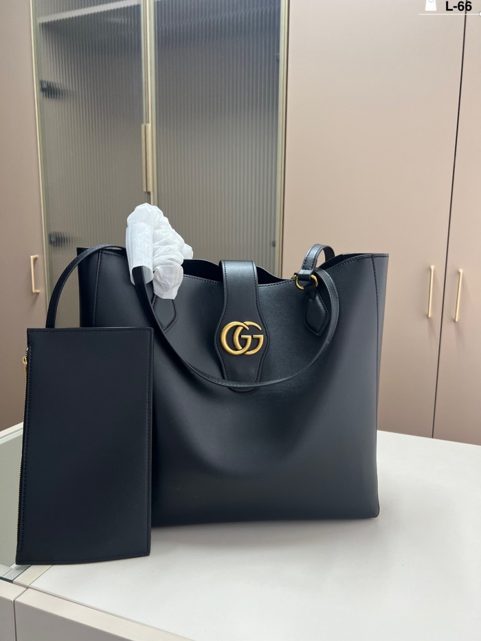 Split leather bag ,4A ,size 34x33cm,no box,  B75-431