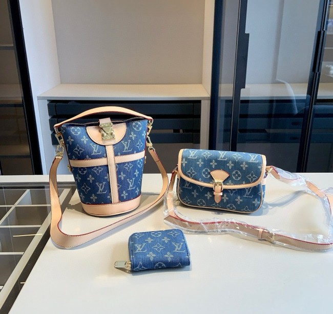 Split leather bag a set,3A ,no box, B75-427