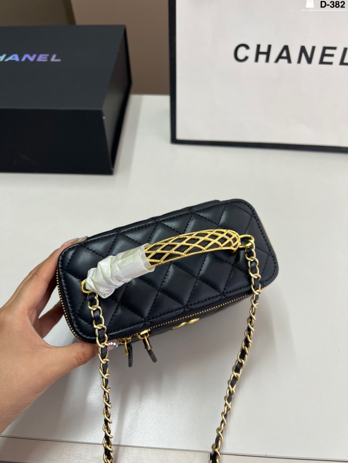 Split leather bag ,4A ,size 17x11cm,no box,  B75-400-406