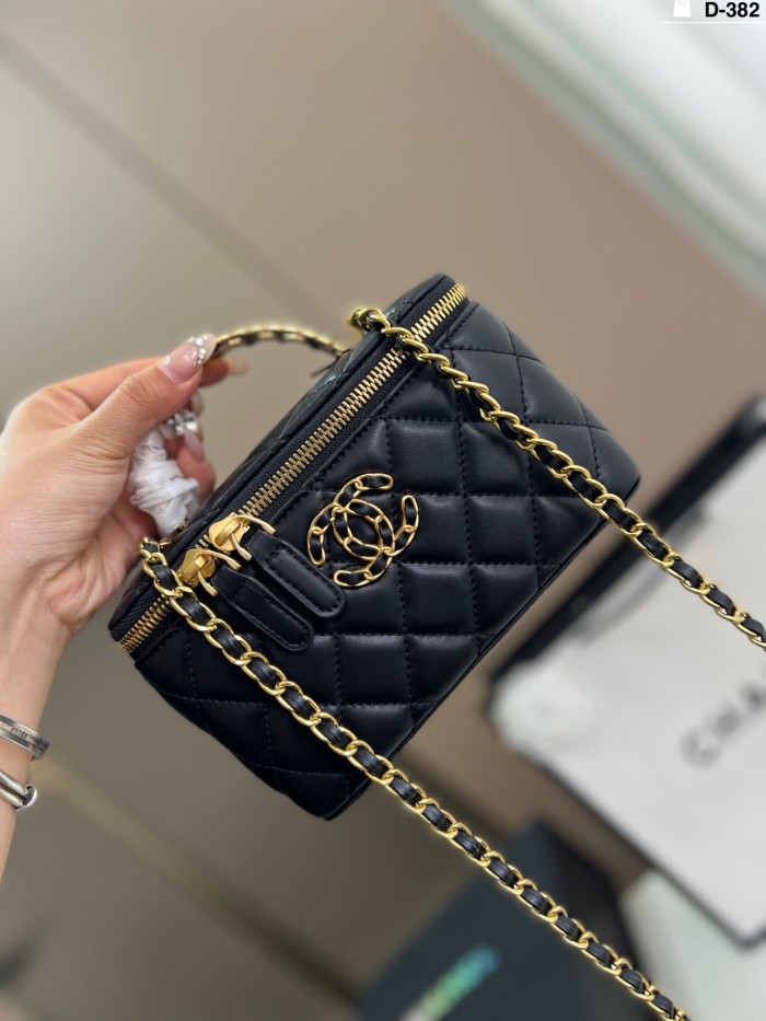 Split leather bag ,4A ,size 17x11cm,no box,  B75-393-399